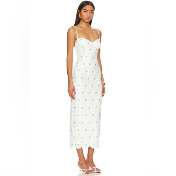 Saylor Calibria Daisy Embroidered Midi Dress in White EUC - Picture 3 of 10